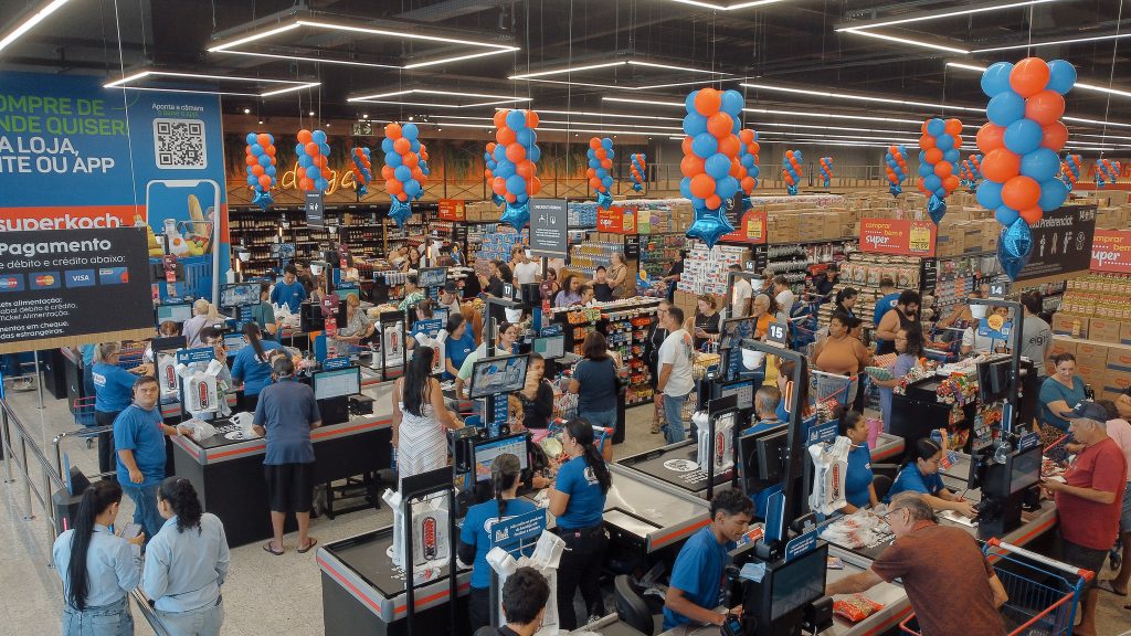 SuperKoch inaugura nova loja em Balneário Camboriú com checkouts híbridos