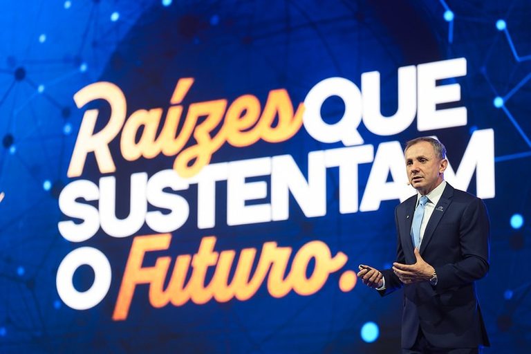 Centésima loja marca trajetória de expansão construída em Santa Catarina